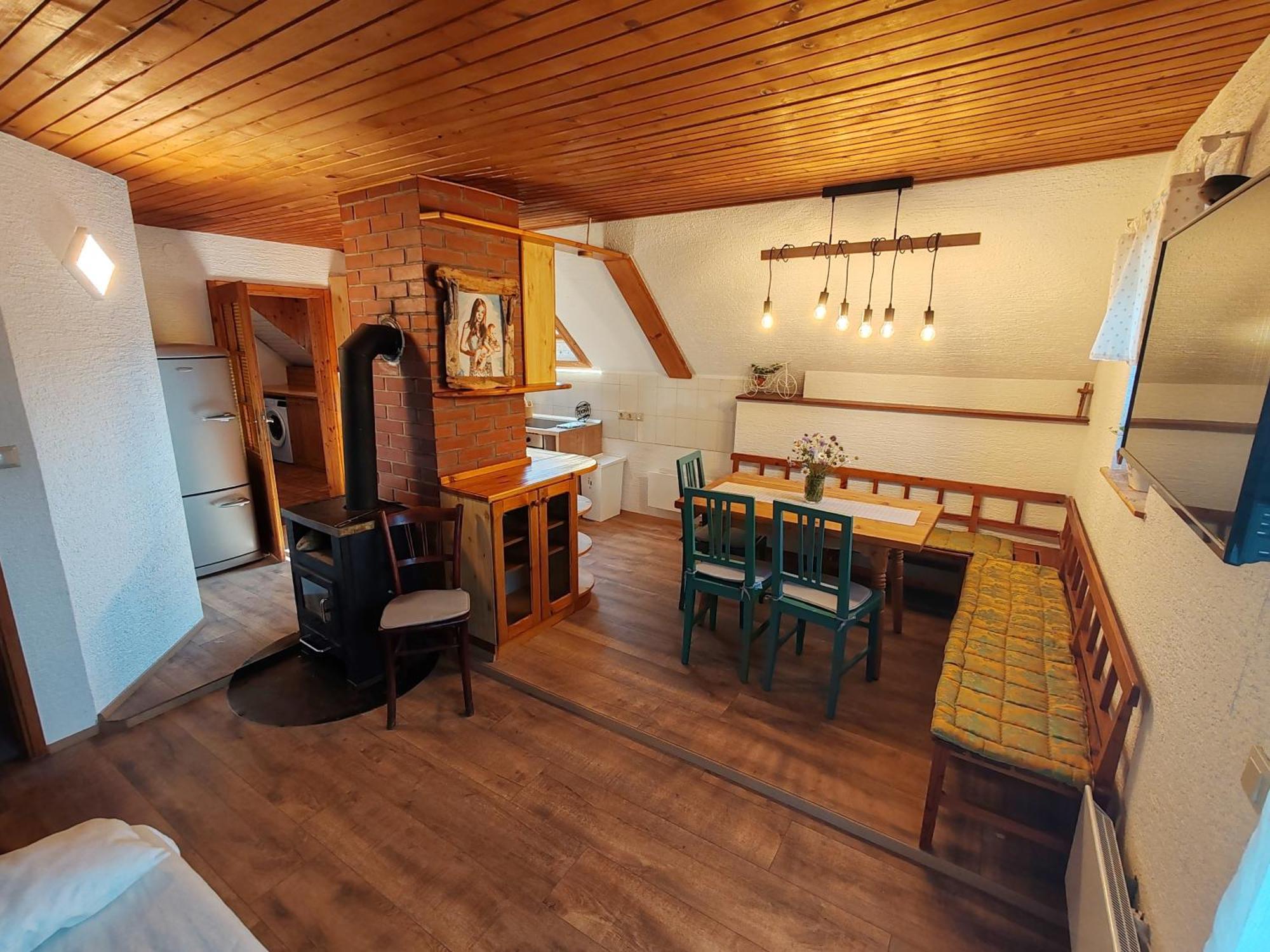 Apartment Ursa Major Preddvor Eksteriør billede